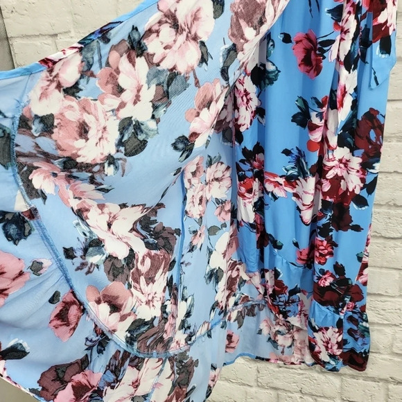 BAND OF GYPSIES Women's Size Medium Floral Side Tie Open Back with tie Dress NEW - Picture 5 of 13